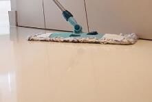 在辦公室進(jìn)行保潔的時(shí)候，要注意哪些方面呢？