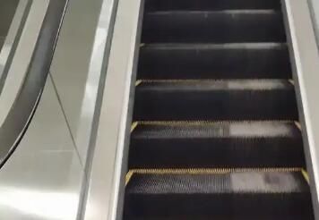 商場(chǎng)電扶梯的清潔保養(yǎng)有什么標(biāo)準(zhǔn)呢？要注意什么？